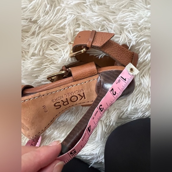 Michael Kors Paris Double Buckle - size 6.5 - Picture 10 of 10